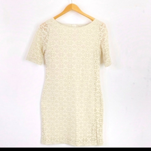 Banana Republic Lace Dress - Picture 2 of 8